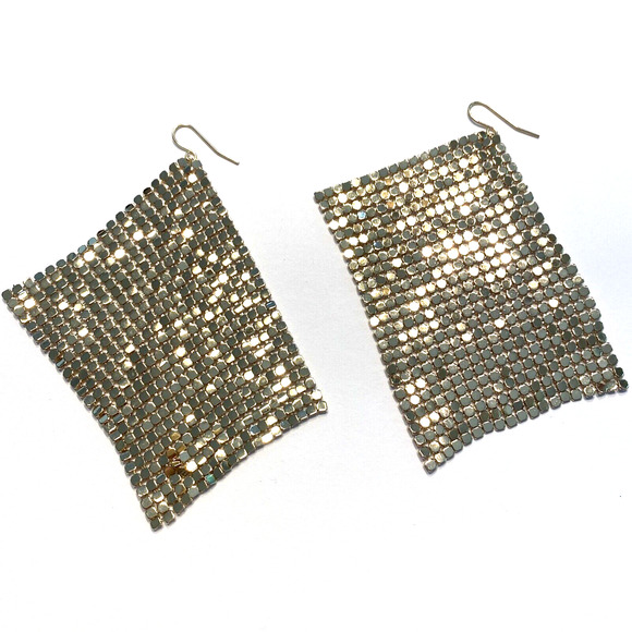 Vintage Pierced Earrings Liquid Gold Tone Mesh Fluid Look Dangle & Drop Disco - Picture 1 of 6
